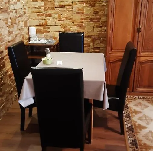 Renata Vendeghaz Gasthof Erlau