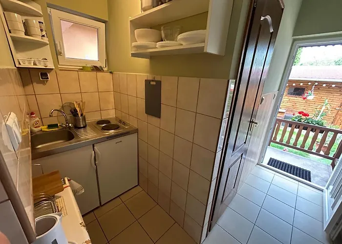 Renata Vendeghaz 3* Erlau